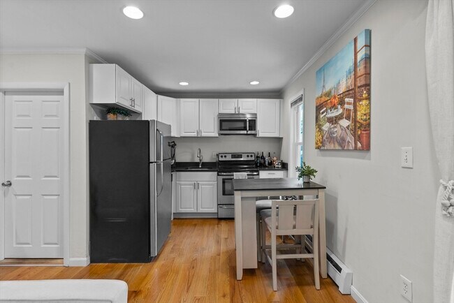 property at 7 Burrill Pl