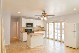 4819 Narragansett Ave in San Diego, CA - Building Photo - Building Photo