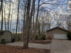 3740 Clubland Dr in Marietta, GA - Building Photo - Building Photo