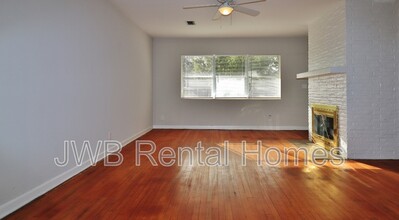 6474 Fordham Cir E in Jacksonville, FL - Building Photo - Building Photo