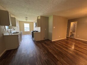 5967 Southgood St in Houston, TX - Building Photo - Building Photo
