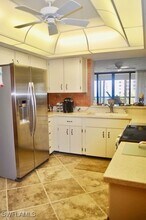 11030 Gulf Shore Dr in Naples, FL - Building Photo - Building Photo