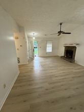 5675 Williamsburg Trce, Unit 5677 in Atlanta, GA - Building Photo - Building Photo