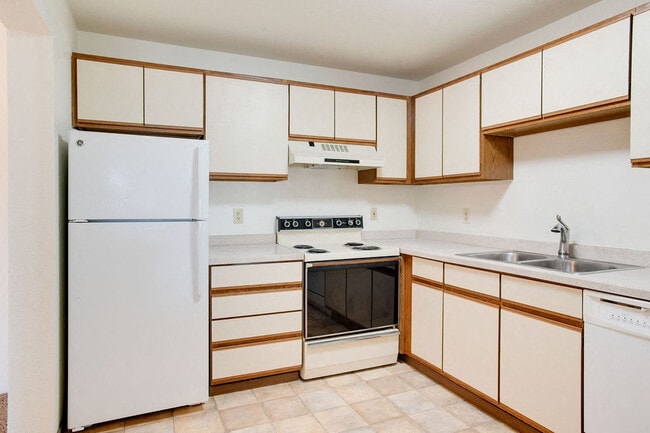 Ridgewood Apartments