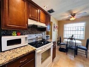 3099 NW 48th Ave in Lauderdale Lakes, FL - Building Photo - Building Photo