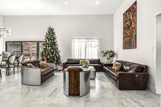 513 Leslie Dr in Hallandale Beach, FL - Building Photo - Building Photo