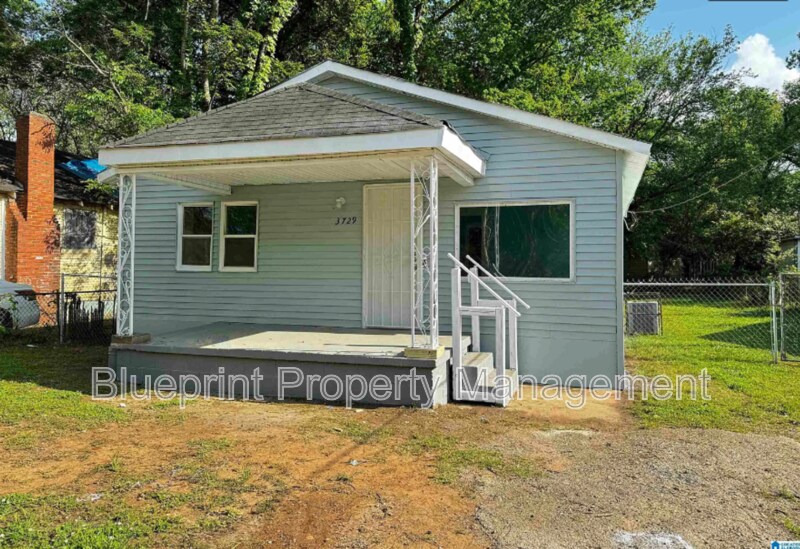 3729 Pine Ave SW in Birmingham, AL - Building Photo