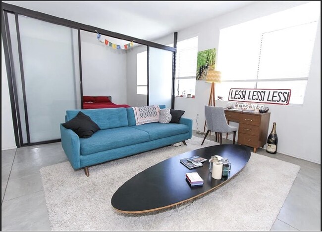 property at 435 W Center Street Promenade