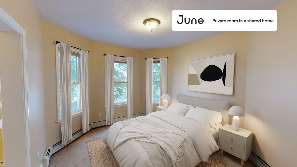 Private bedroom in 3 bed/1 bath Home in Boston, MA - Building Photo