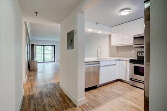9235 SW 8th St in Boca Raton, FL - Building Photo - Building Photo