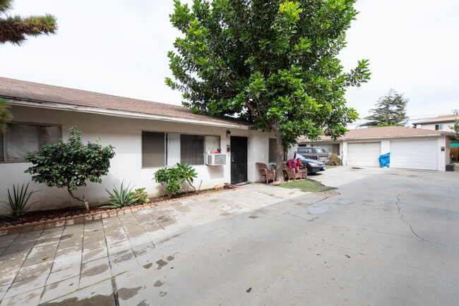 1267 W 166th St in Gardena, CA - Building Photo - Building Photo