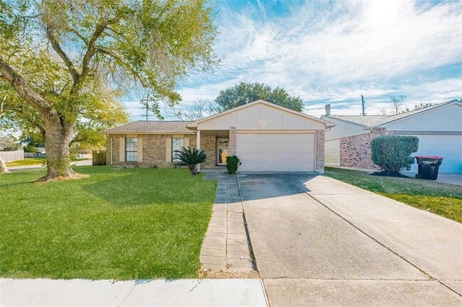 property at 330 Tara Plantation Dr
