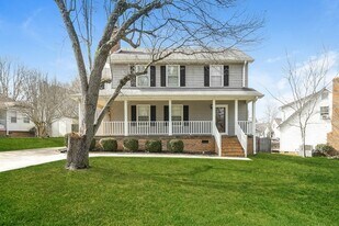 602 Creek Dr in Easley, SC - Building Photo