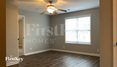 531 Glenstone Springs Dr in Clarksville, TN - Building Photo - Building Photo