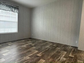 9435 Polak Dr in Tampa, FL - Building Photo - Building Photo