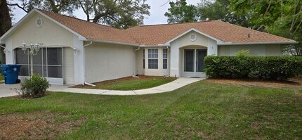 4322 Dewberry St in Spring Hill, FL - Building Photo - Building Photo