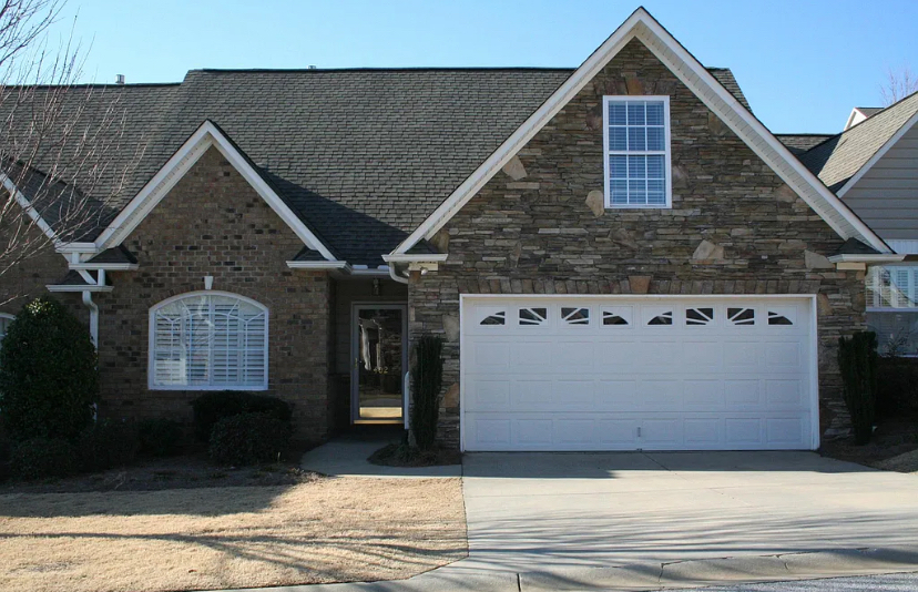 402 Falling Rock Way in Greenville, SC - Building Photo