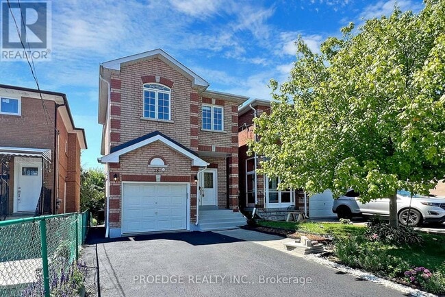 26 Aylesworth Ave