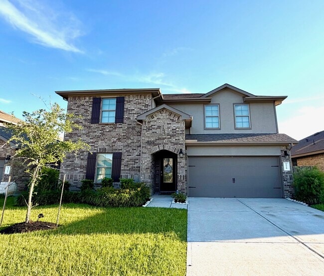 property at 1515 Wells Manor Ln