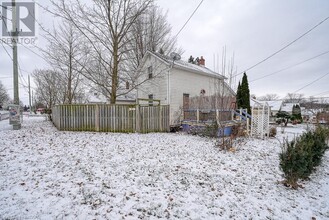 80 Dover St in Woodstock, ON - Building Photo - Building Photo