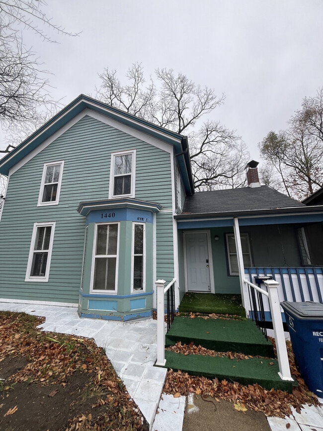 property at 1440 Broadway St