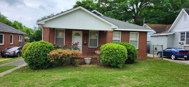 property at 1514 32nd St