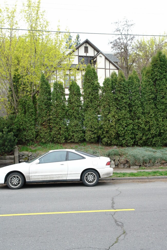 2117 W Riverside Ave in Spokane, WA - Building Photo - Building Photo