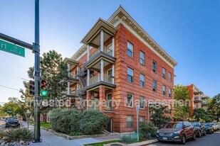 1376 Pearl St in Denver, CO - Building Photo