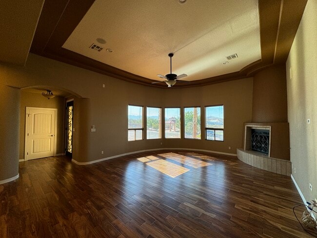 682 La Melodia Dr in Las Cruces, NM - Building Photo - Building Photo