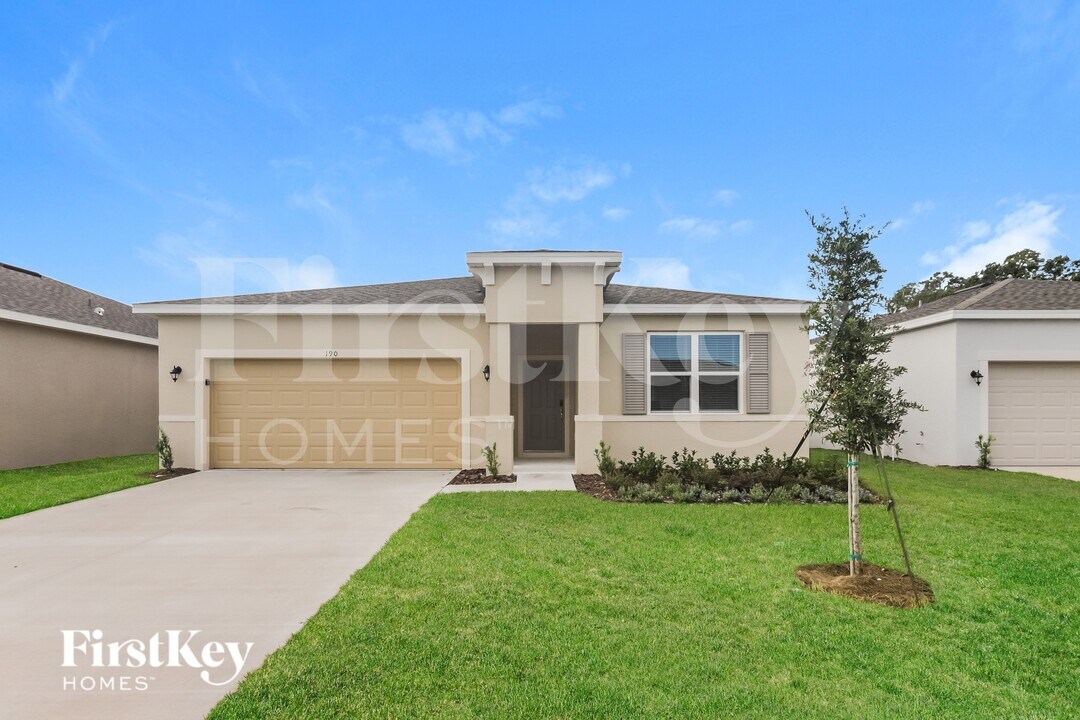 190 Windsor Reserve Dr in Bartow, FL - Foto de edificio