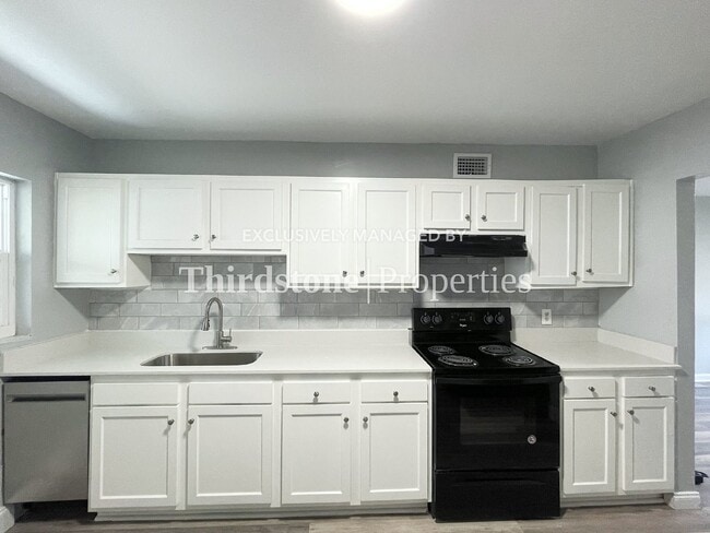 726 Shearer Ave in Jacksonville, FL - Building Photo - Building Photo