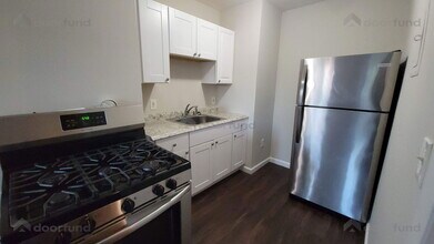 28 Prescott St in Leominster, MA - Building Photo - Building Photo