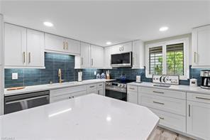 16680 Partridge Place Rd-Unit -101 in Ft. Myers, FL - Building Photo - Building Photo