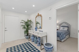 127 Peruvian Ave in Palm Beach, FL - Building Photo - Building Photo