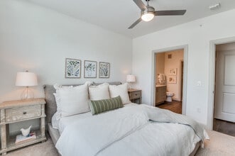 Park Hill in Dallas, TX - Foto de edificio - Building Photo