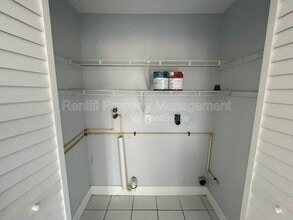 717 SE 9th St in Cape Coral, FL - Building Photo - Building Photo