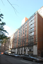 433 E 56th St in New York, NY - Foto de edificio - Building Photo