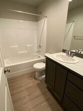 1087 S Newberry Ln in East Wenatchee, WA - Building Photo - Building Photo