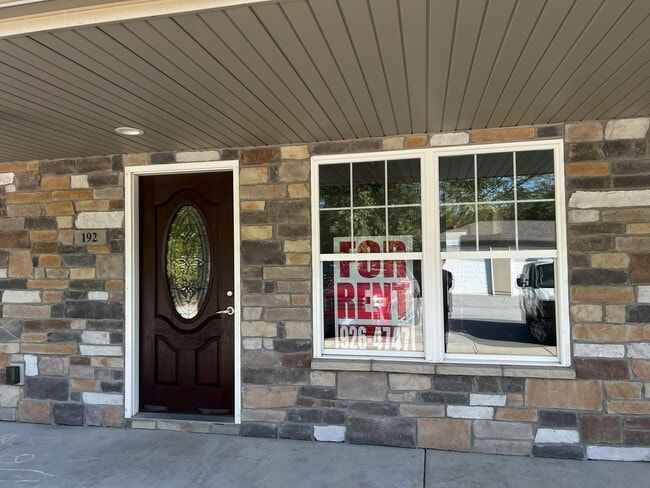 202 Rail Rd in Chesterton, IN - Foto de edificio - Building Photo