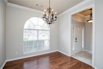 2803 Foxwood Dr in Springdale, AR - Building Photo - Building Photo