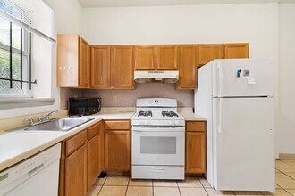 2116 N Carlisle St in Philadelphia, PA - Building Photo - Building Photo