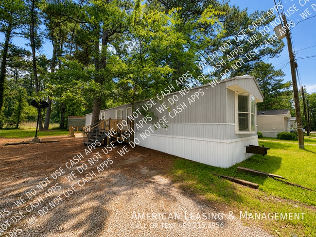 property at 2307 N John Redditt Dr