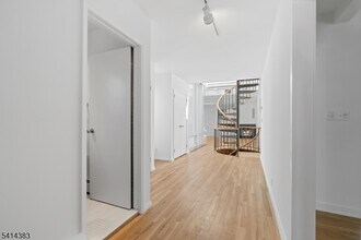 2 Old Mill Rd in North Caldwell, NJ - Building Photo - Building Photo