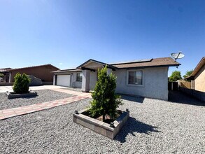 7176 E 26th Pl in Yuma, AZ - Building Photo - Building Photo