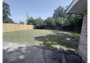 5923 Van Fleet St in Houston, TX - Building Photo - Building Photo