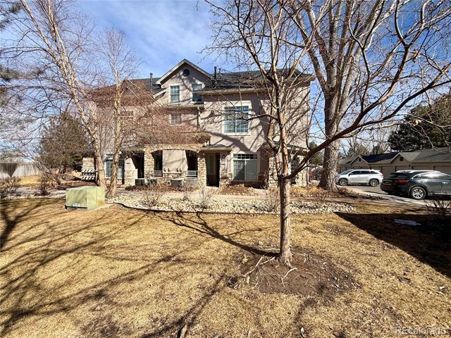 9408 E Florida Ave in Denver, CO - Building Photo