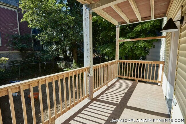 9 Wenham St in Boston, MA - Building Photo - Building Photo