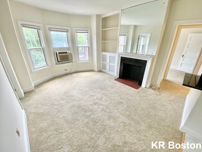 1378 Beacon St in Brookline, MA - Building Photo - Building Photo