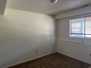 315 W Magpie Ln in Pueblo West, CO - Building Photo - Building Photo