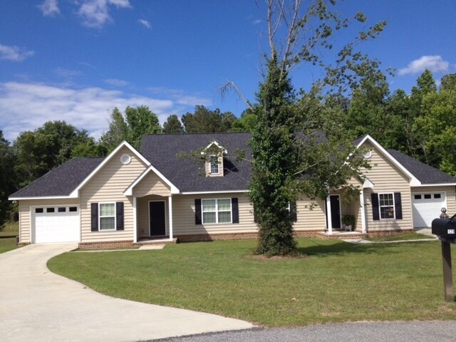129 Bull Bay Dr in Statesboro, GA - Building Photo